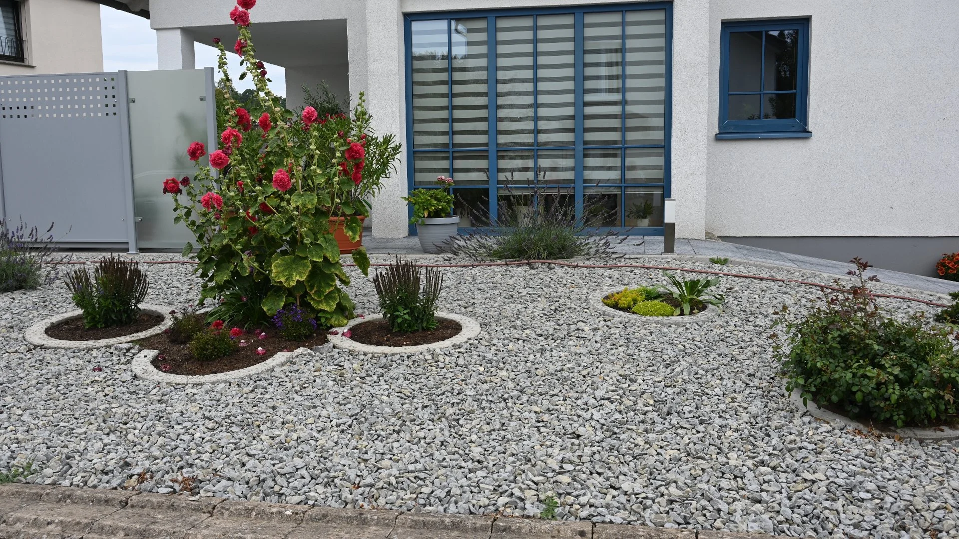 Rocks Are a Long-Lasting Ground Cover Option for Your Landscape