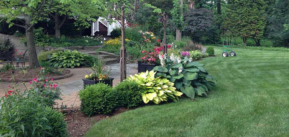 We serve many large properties in the Warren area with our tick control treatments.